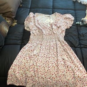 Flower summer dress with cute matching scrunchie